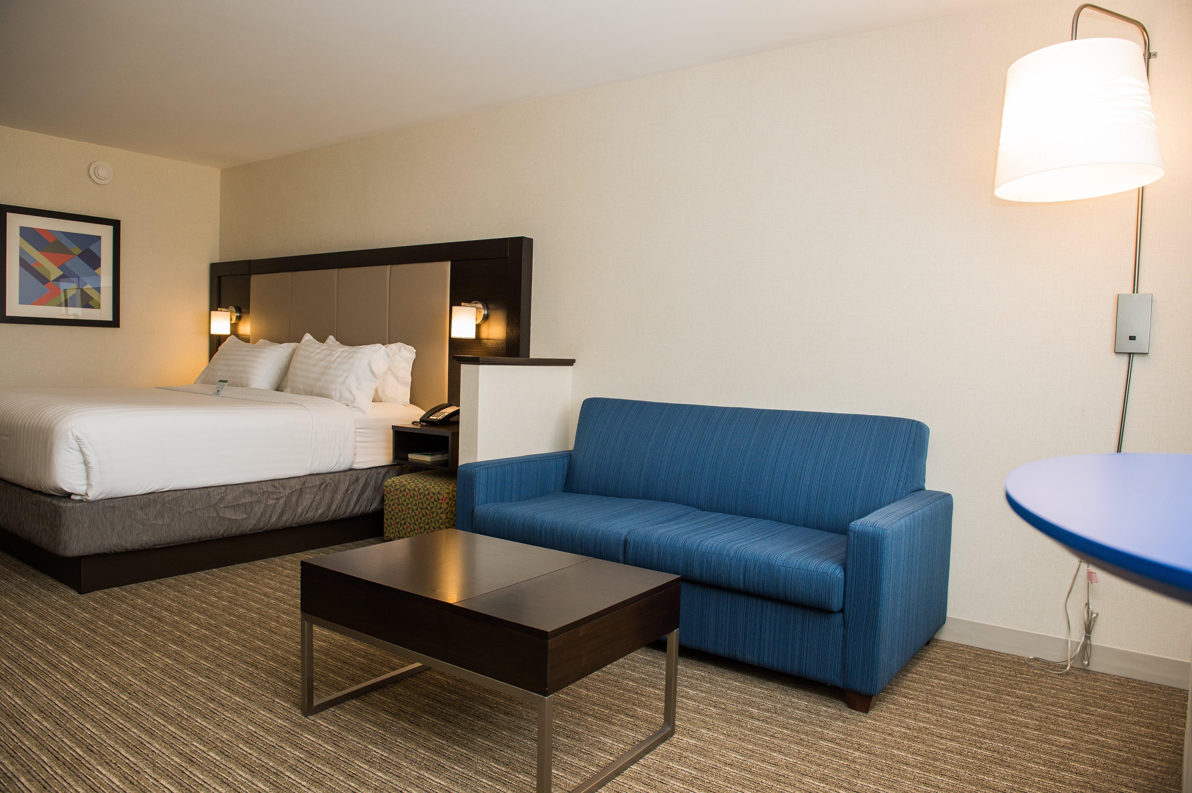 Holiday Inn Express & Suites - Marietta By Ihg Bagian luar foto